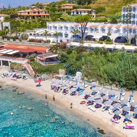 Hotel Ferretti Diamante