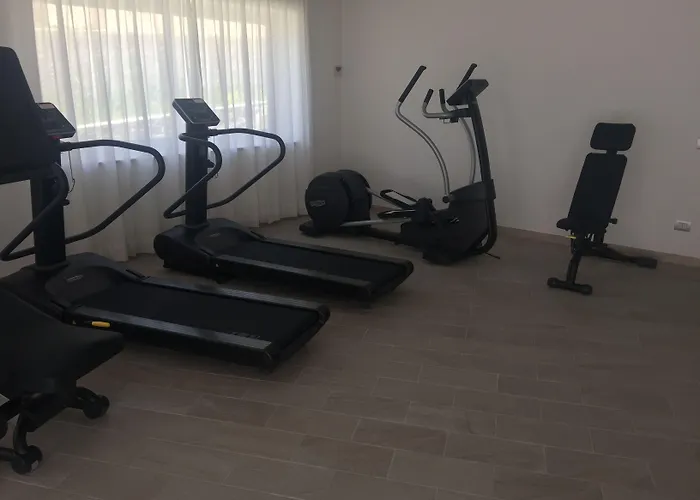 Ferretti 4* דיאמנטה