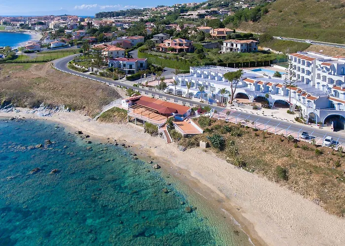 Ferretti 4* דיאמנטה