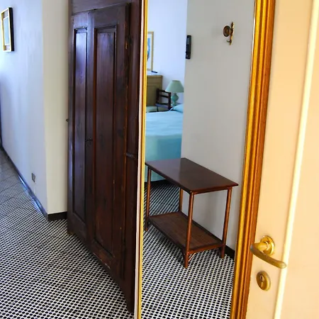 Ferretti 4* 디아망테