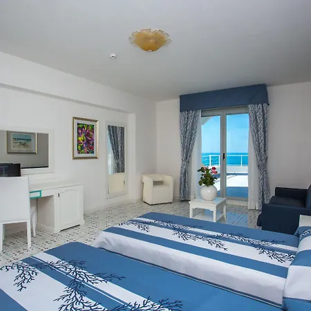 호텔 Ferretti 디아망테