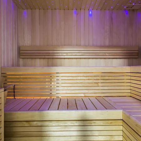 Ferretti Szálloda Diamante