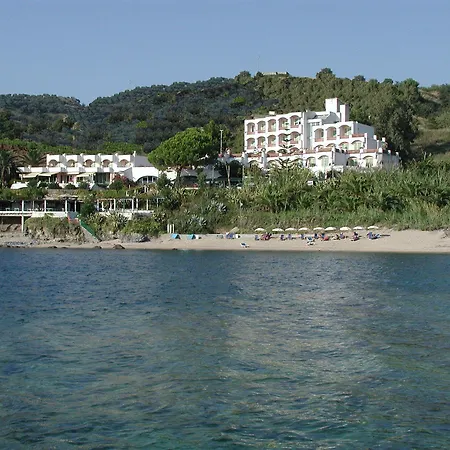 Ferretti Szálloda Diamante