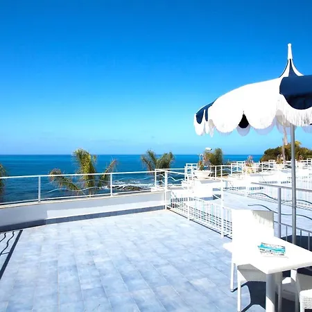 Hotel Ferretti 4*