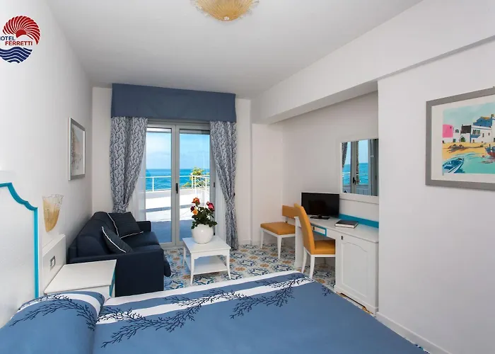 Ferretti Hotell Diamante